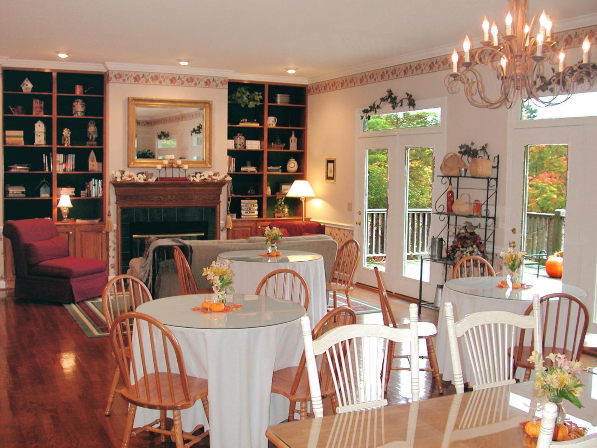 The Garden Inn Bed & Breakfast At Bee Rock มอนเทอร์เรย์ ภายนอก รูปภาพ